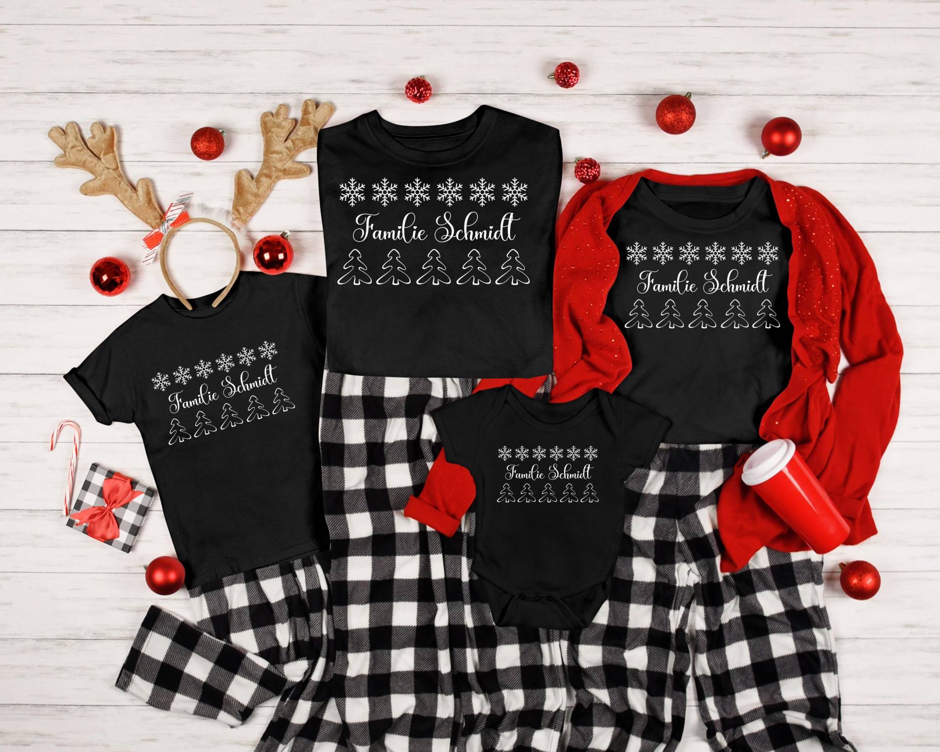 Familien Weihnachts Sweatshirt Mit Schneeflocken - Personalisiert Namen Mama, Papa, Wunschname Matching Family Xmas Pulli von DesignedbySilkeDu