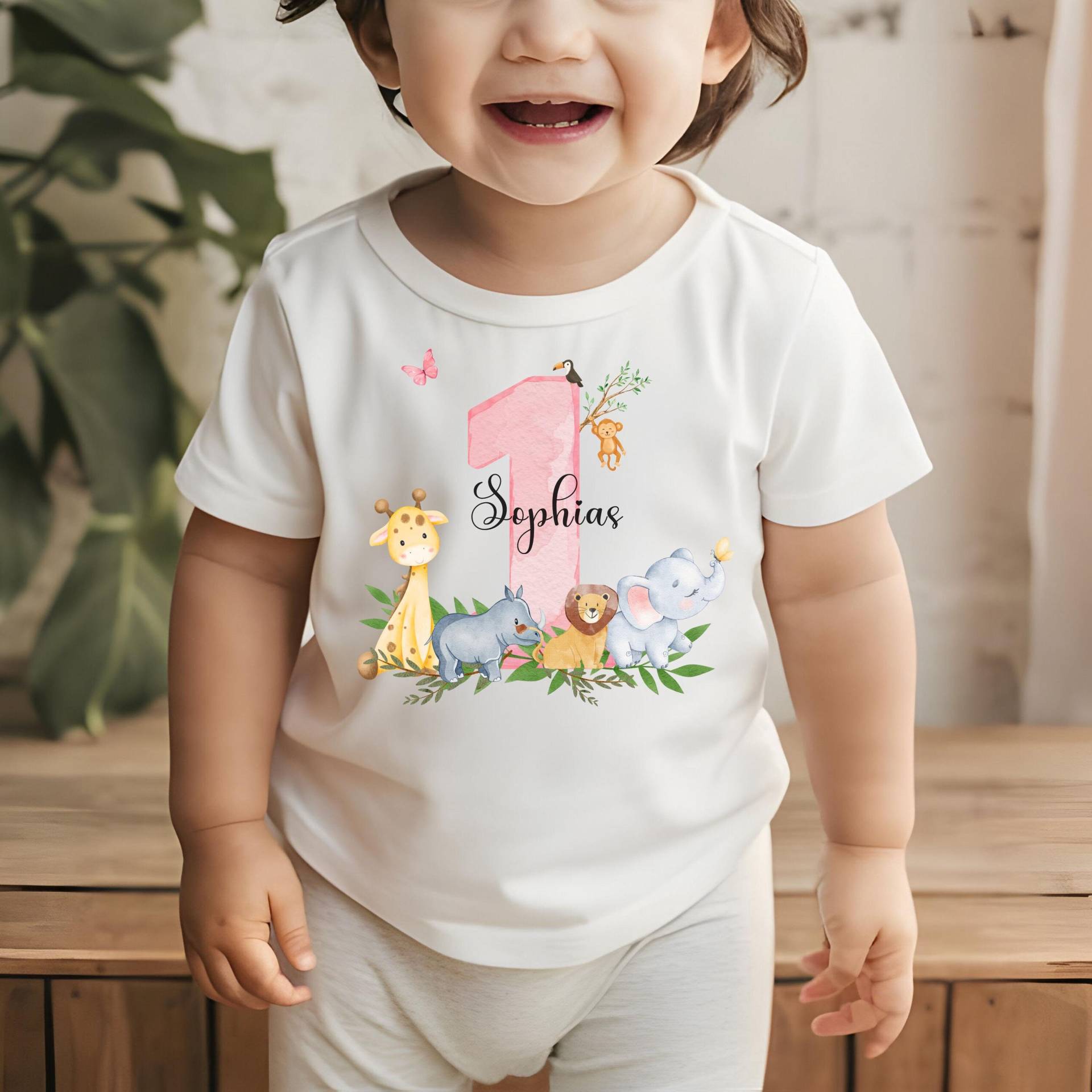 Personalisiertes Erstes Geburtstag Baby T-Shirt Oder Body, Junge Erster Geburtstag, Mädchen Geburtstagsgeschenk Madchen von DesignedbySilkeDu