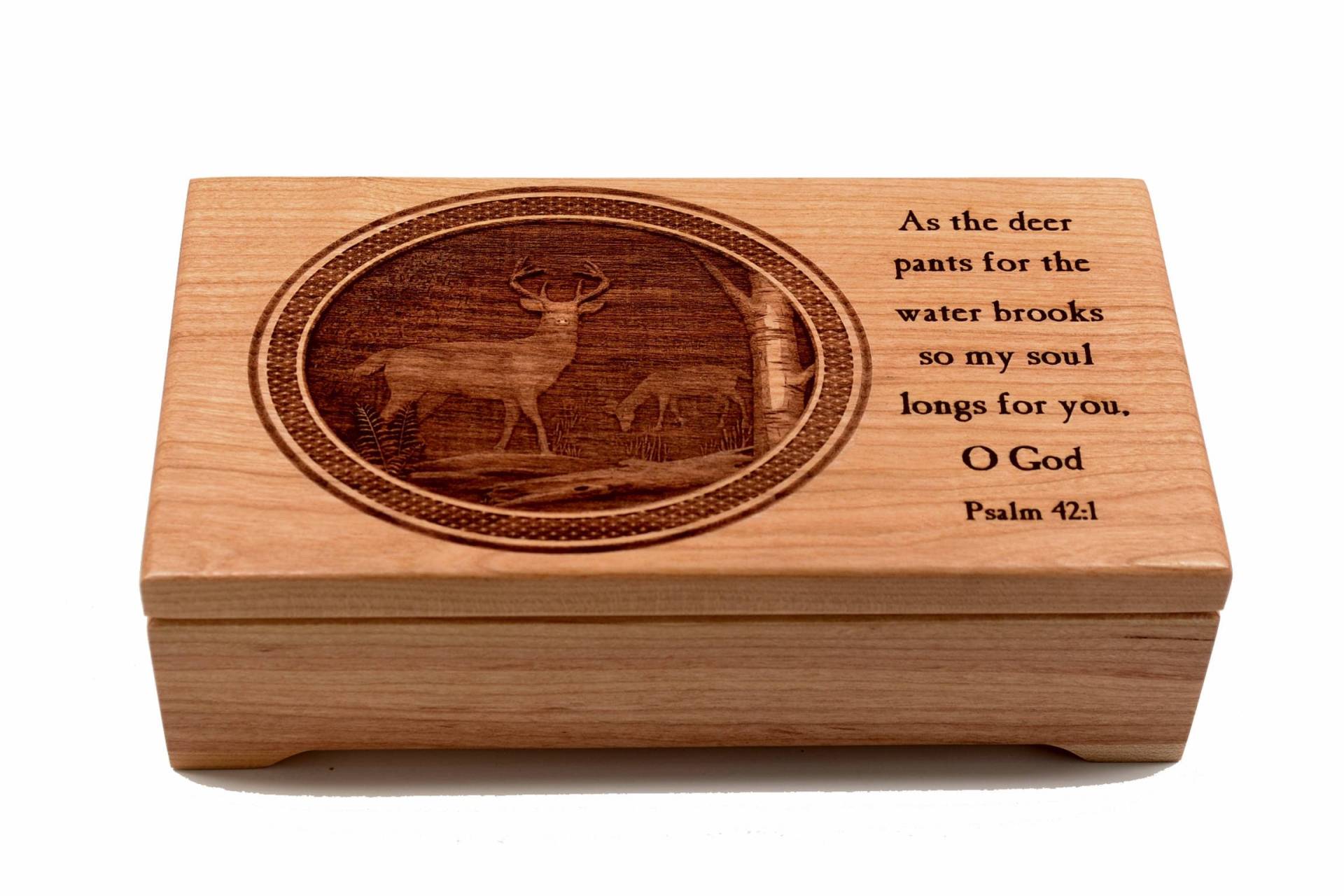 Kirsche Hartholz Valet Box, Buck Und Doe Gravur, Christliches Geschenk von DesignerBeeClub