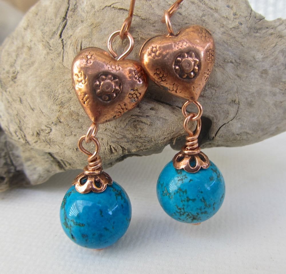 Türkis Magnesit Und Kupfer Herz Ohrringe-Lange Baumelt-2 1/2 In von DesigningIt