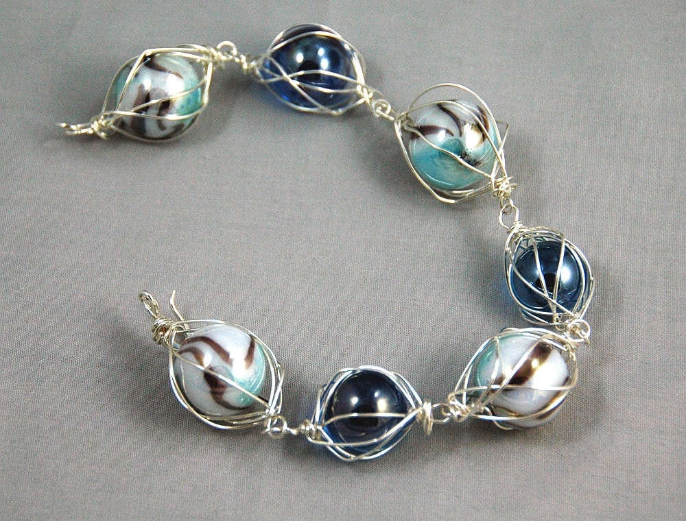 Aqua Hellblau Und Windung Caged Marmor Armband von DesigningRoseStore