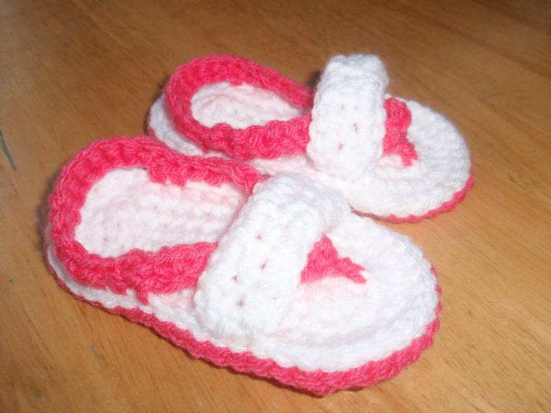 Baby Flip Flop-Sandalen - Hand Häkeln von DesignsByDoodles