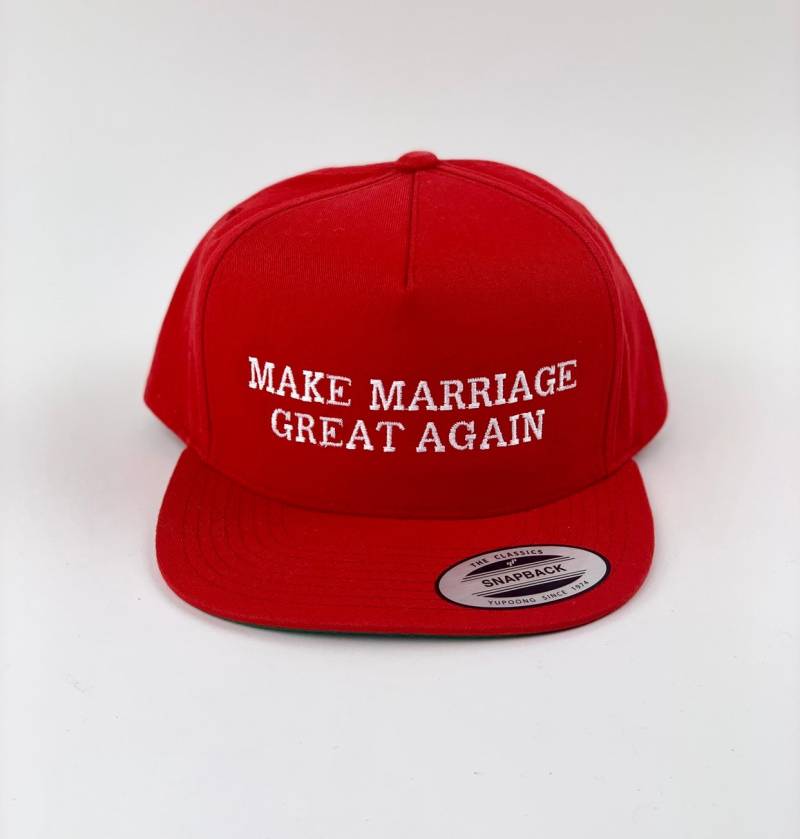 Snapback-Mütze „Make Marriage Great Again" von DesignsByIAmMe