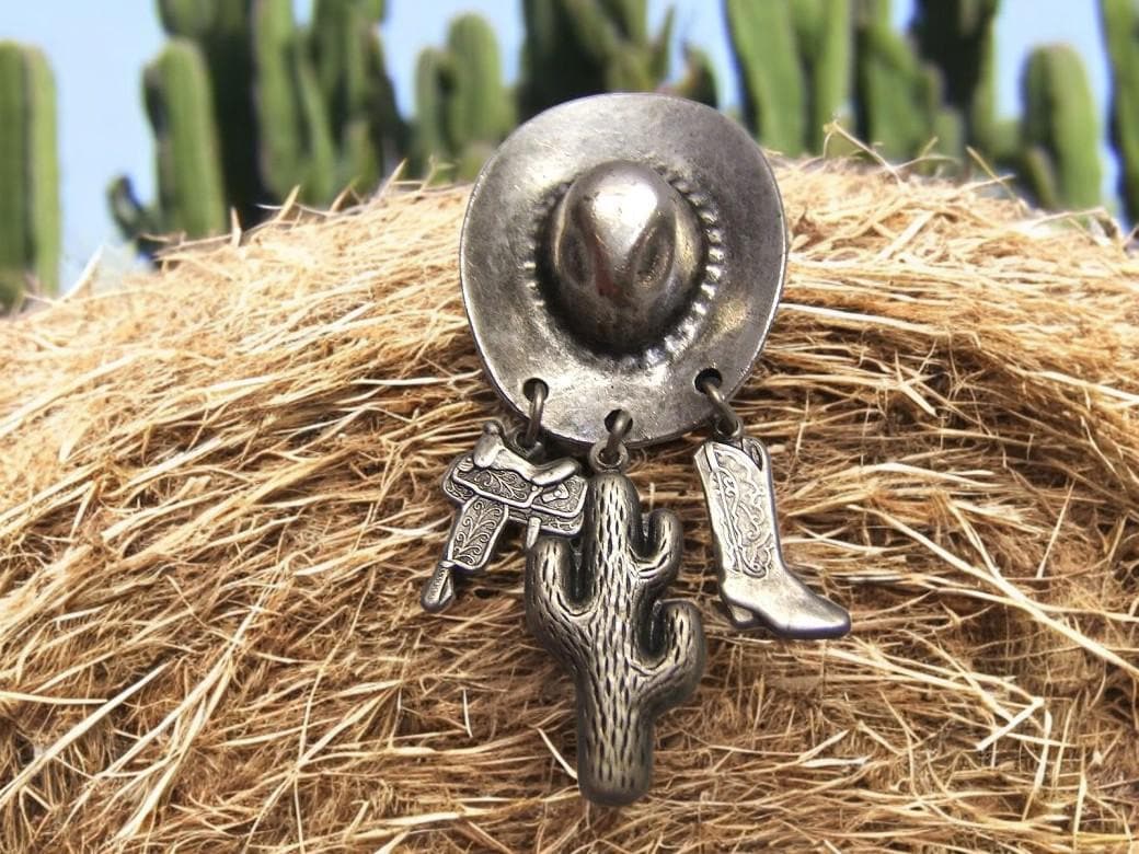 Silber Brosche Pin Western Schmuck Cowgirl Kleidung Hutnadel American Made Geburtstagsgeschenk Geschenk Rodeo Festival Wear 80296 von DesignsByMaral