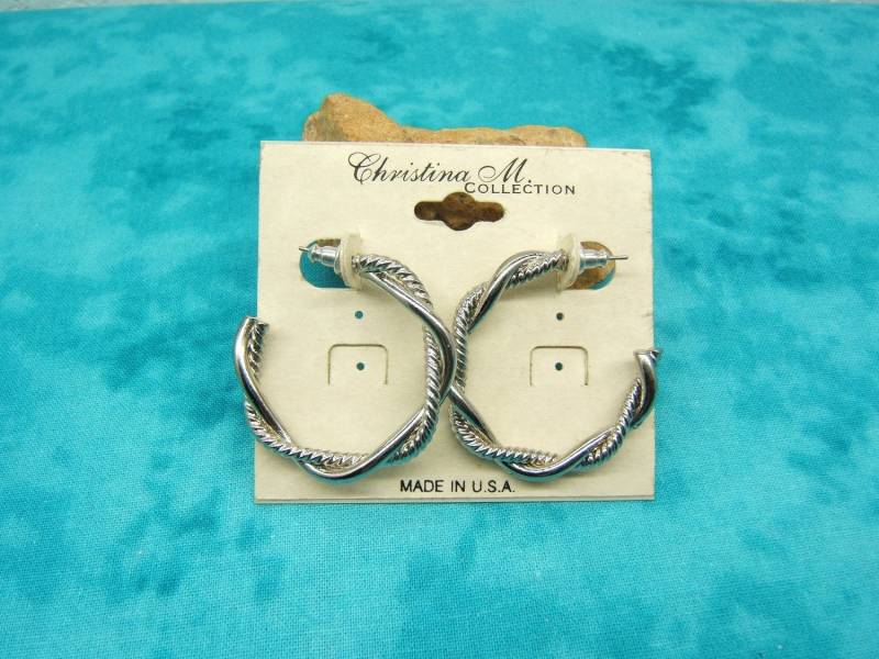 Western Silber Hoop Ohrring Geschenk Für Frau Mutter Ihren Boho Chic Cowgirl Wear Freundin Oma Usa Made Festival Schmuck 30060-3 von DesignsByMaral