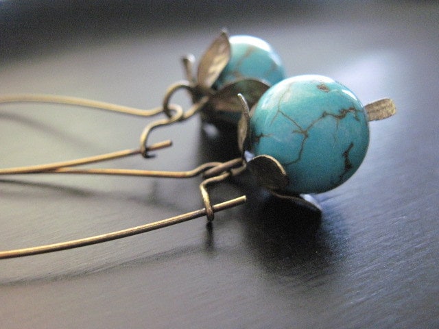 Messing Und Türkis Ohrringe, Nieren Ohrhänger von DesignsByTahra