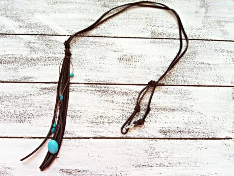 Türkis Quaste Halskette, Leder 3. Jahrestag, Quastenanhänger, Jubiläumsgeschenk von DesignsEntwined