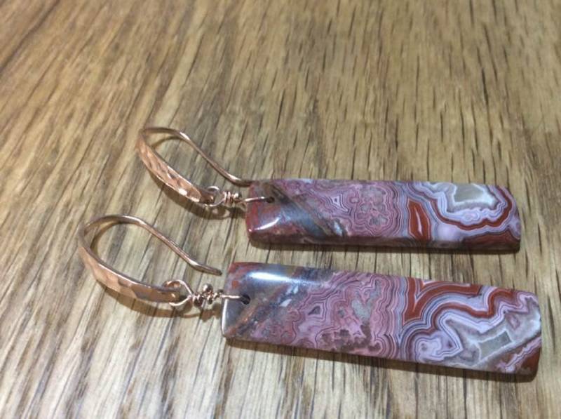 Natürliche Laguna Achat Rose Gold Ohrringe. Thai Karen Natürliche Laguna Achat Rose Gold Ohrringe. Thai Karen von DesignsOnBenbecula2