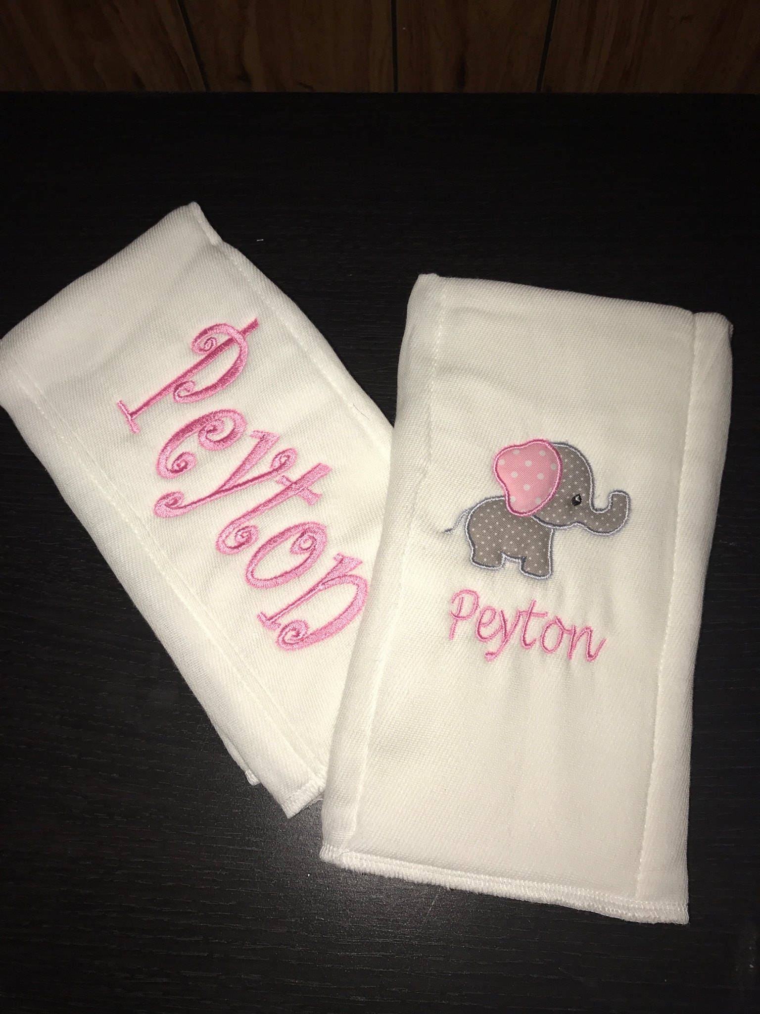 Personalisieren Burp Tuch Personalisieren Burp Tuch von DesignsbyTema