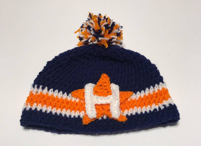 Handgefertigte Häkelmütze Gratis Versand |Geschenk Unter 35 von DesignsbyTiffanyJ