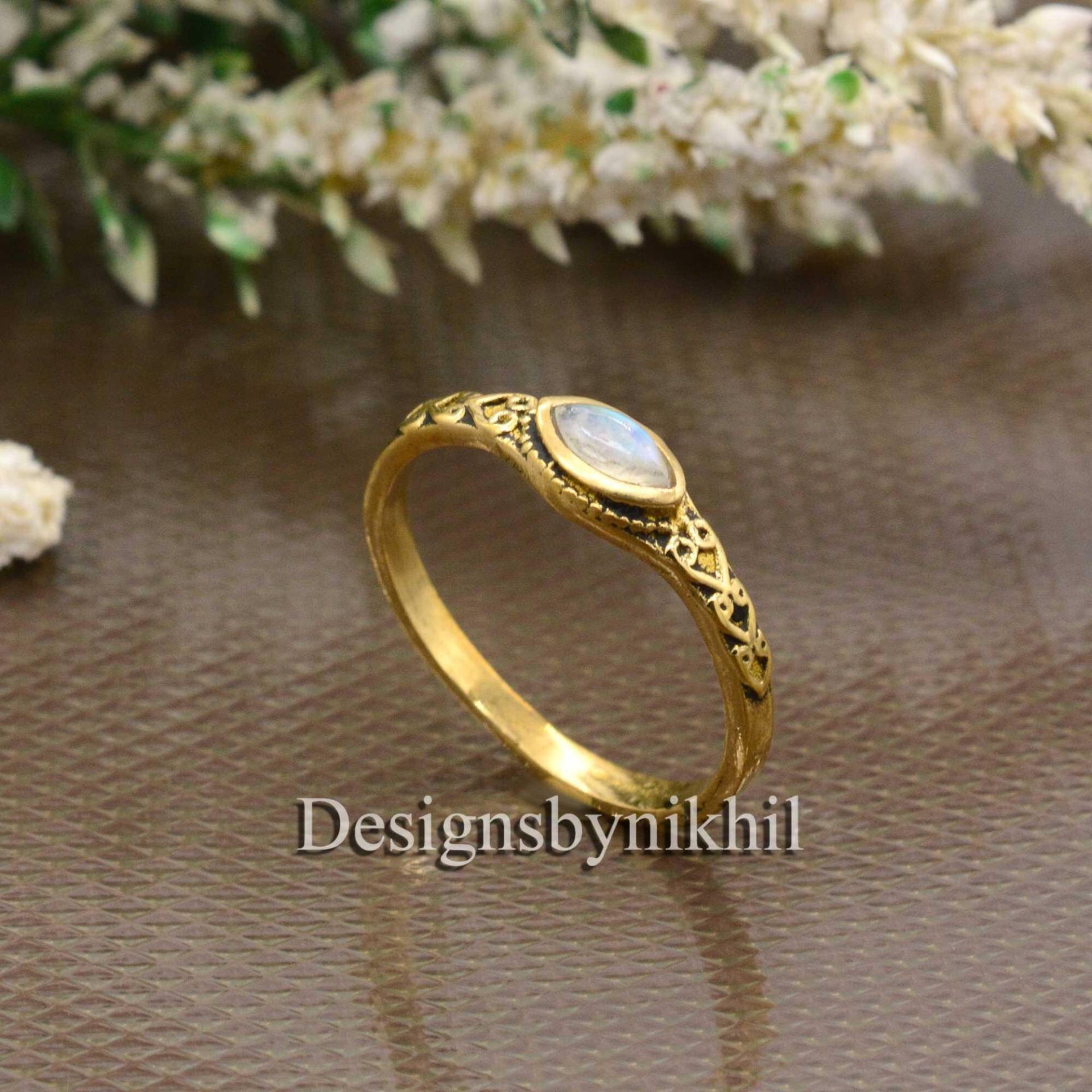 Mondstein Ring, Reiner Messing Multi Handgemachte Vintage Ringe, Geschenk Ringe Für Frauen, Boho Ringe, Valentinstag Geschenke Mondstein Ring, Reiner Messing Multi Handgemachte Vintage Ringe, Geschenk Ringe Für Frauen, Boho Ringe, Valentinstag Geschenke von Designsbynikhil