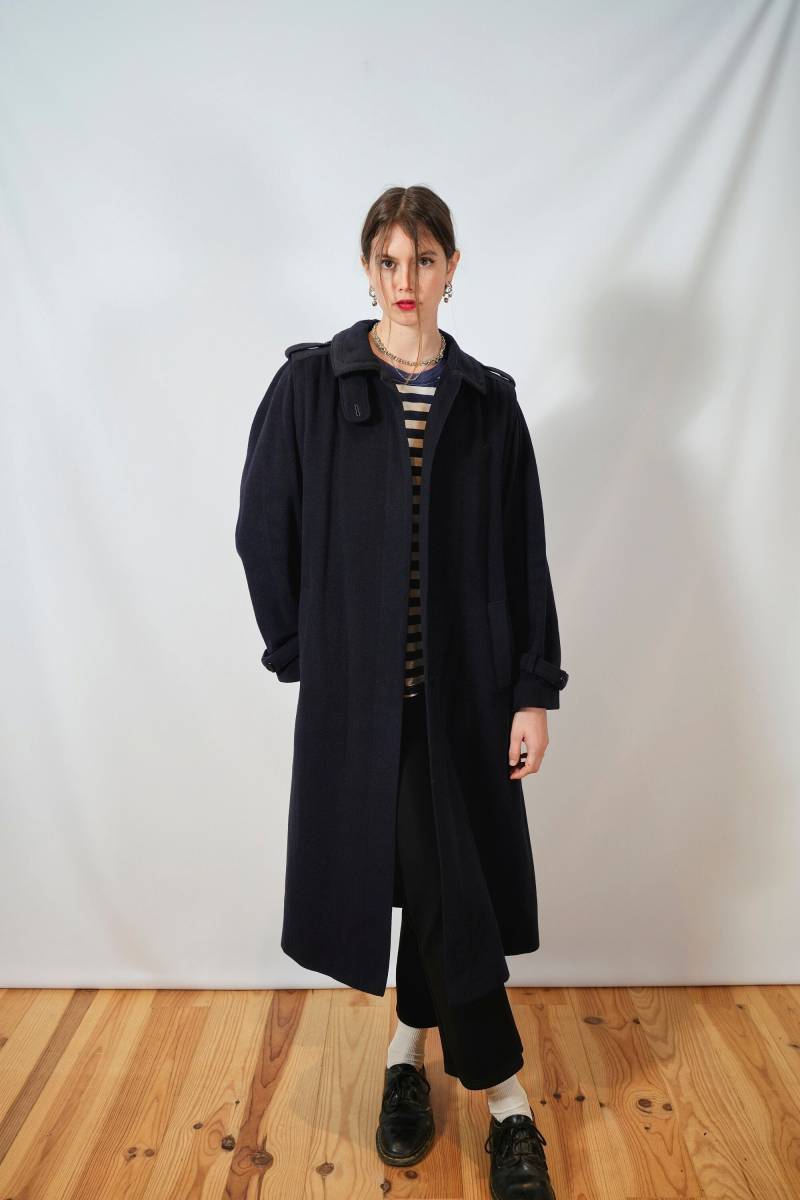 Seltenes Stück I Langer Vintage-Mantel Aus Den 60Er Jahren 40 % Kaschmir Wolle Dunkelblauer Mantel Übergroßer Damenmantel von DesirClothing