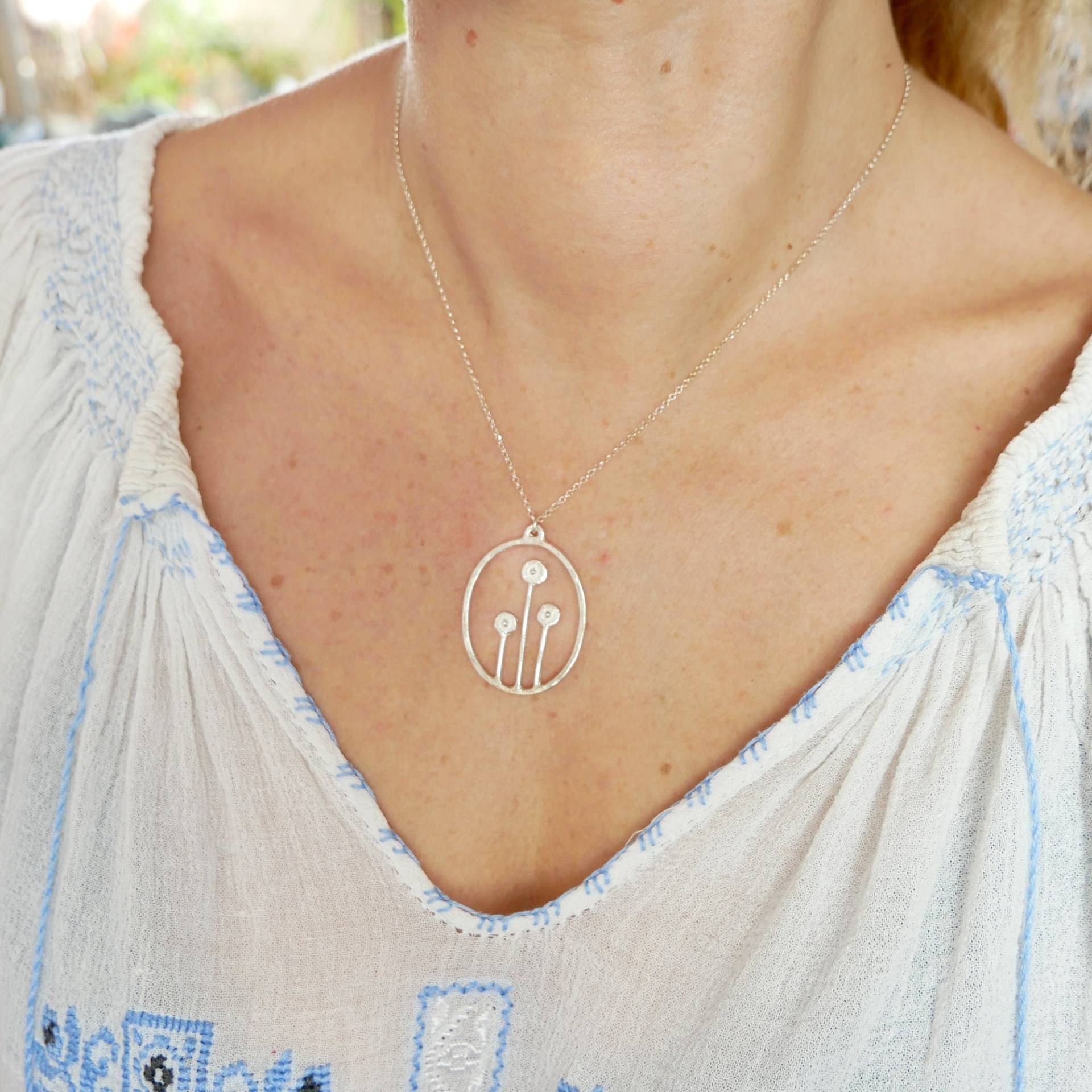 Wendbare Halskette Aus Recyceltem 925Er Silber Der Jardin D'hiver-Kollektion, Verstellbare Länge, Pflanzenanhänger Für Damen, Handgefertigt in von DesireeSchmidtParis