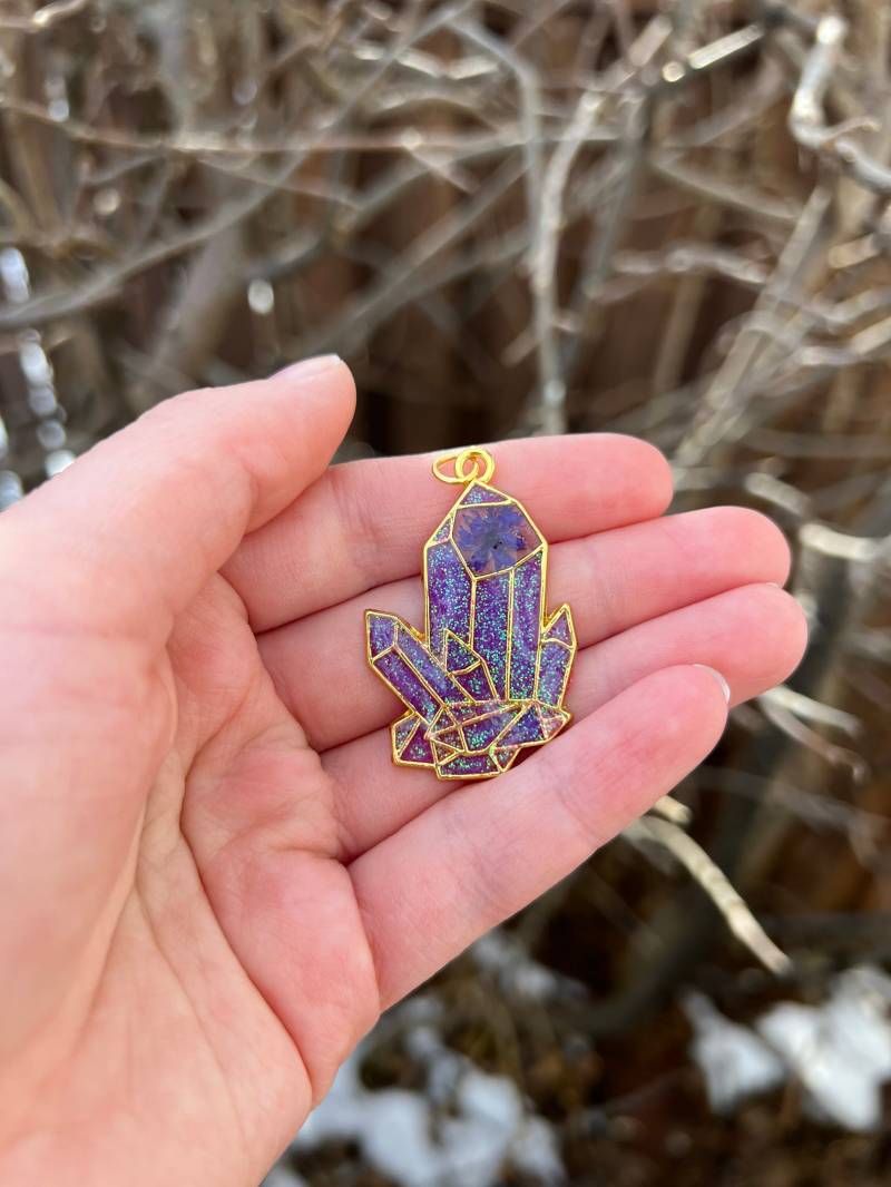 Kristallanhänger Mit Glitzer Und Einer Blume Kristallanhänger Mit Glitzer Und Einer Blume von DestinysArtDesign