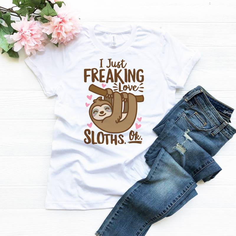 I Just Freaking Love Faultiere Ok Shirt Süßes Faultier Kurzarm Unisex T-Shirt I Just Freaking Love Faultiere Ok Shirt Süßes Faultier Kurzarm Unisex T-Shirt von DetourShirts