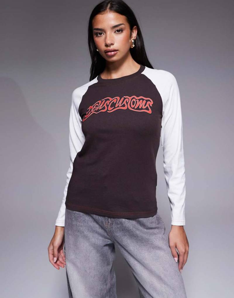 Deus Ex Machina - Rocca Raglan - Langärmliges T-Shirt in Braun und Weiß-Bunt von Deus Ex Machina