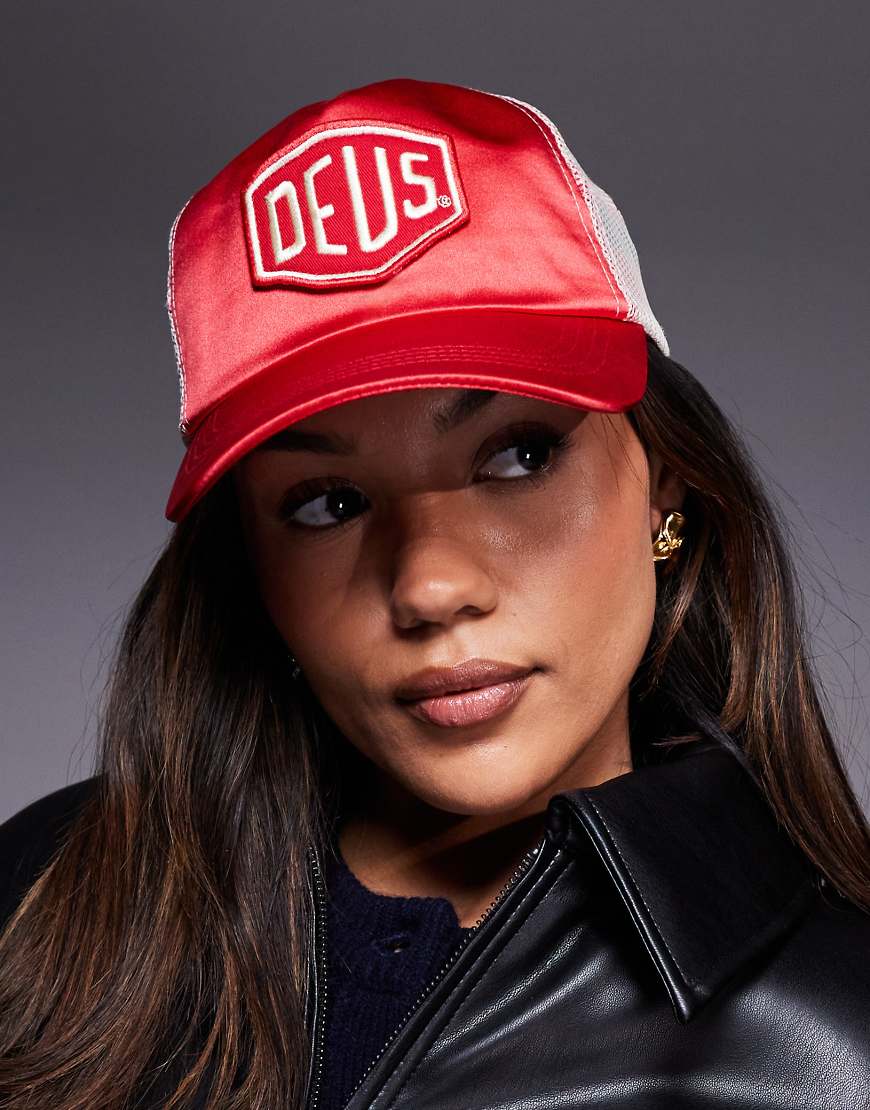 Deus Machina - Paris Shield - Trucker-Kappe in Rot von Deus Ex Machina