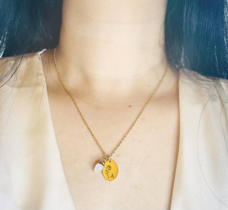 Naturstein Personalisierte Halskette, Geburtsblumenkette, Personalisierte Blumenkette, Individuelles Geschenk, Personalisierter Schmuck Naturstein Personalisierte Halskette, Geburtsblumenkette, Personalisierte Blumenkette, Individuelles Geschenk, Personalisierter Schmuck von DevSchmuck