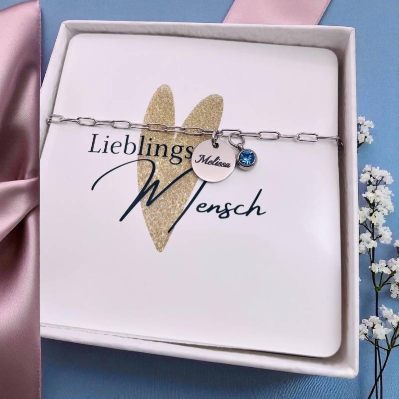 Personalisiertes Armband Mit Geburtsstein in Gold, Silber-Namensarmband-Gliederarmband Plättchen Anhänger-Trauzeugin-Beste Freundin Personalisiertes Armband Mit Geburtsstein in Gold, Silber-Namensarmband-Gliederarmband Plättchen Anhänger-Trauzeugin-Beste Freundin von DevSchmuck