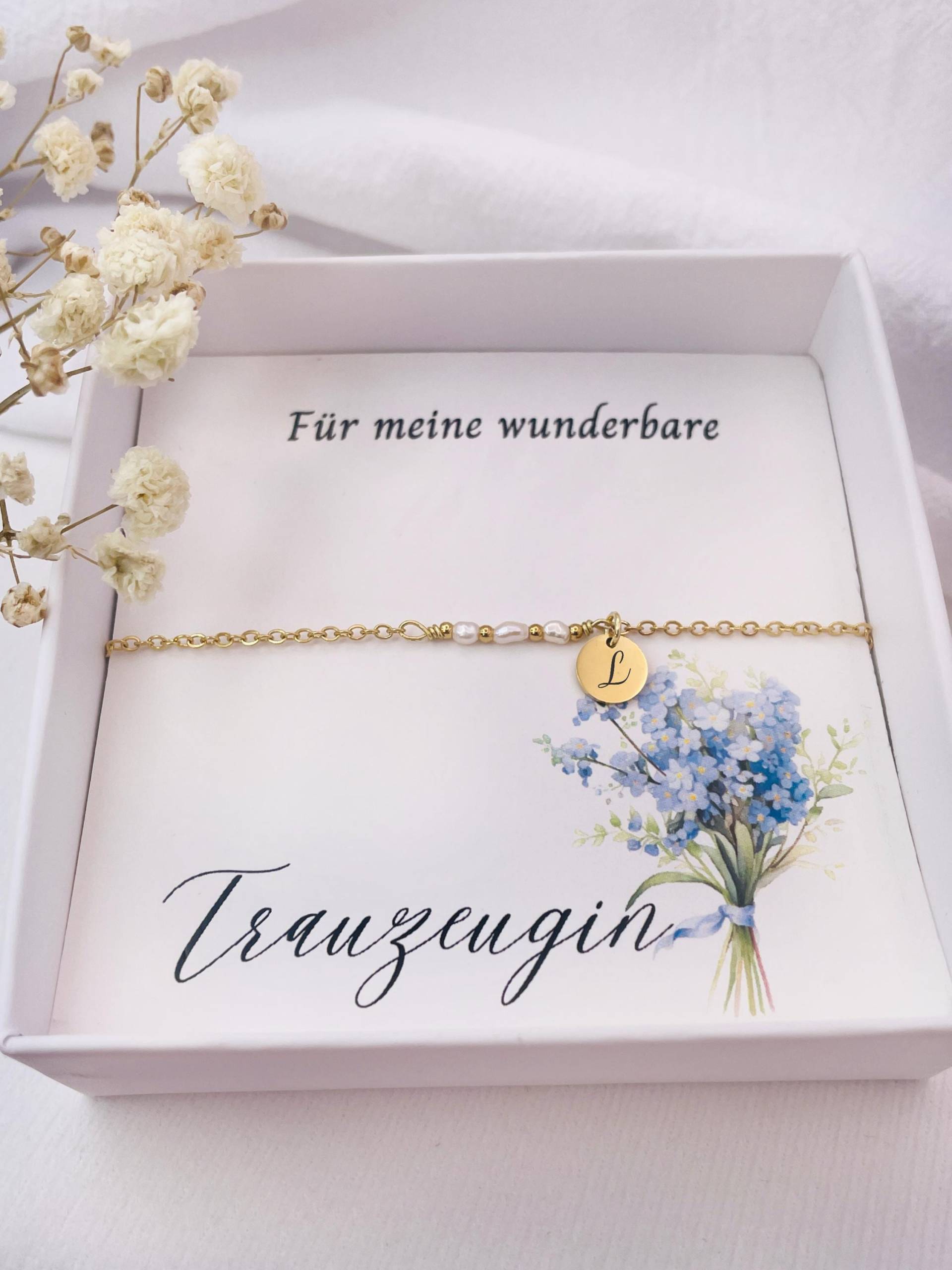 Personalized Pearl Bracelet-Wedding Gift-Wedding Jewelry-Gift With Engraving For Wedding-Bridal Bracelet-Stainless Steel-Bridesmaids Personalized Pearl Bracelet-Wedding Gift-Wedding Jewelry-Gift With Engraving For Wedding-Bridal Bracelet-Stainless Steel-Bridesmaids von DevSchmuck