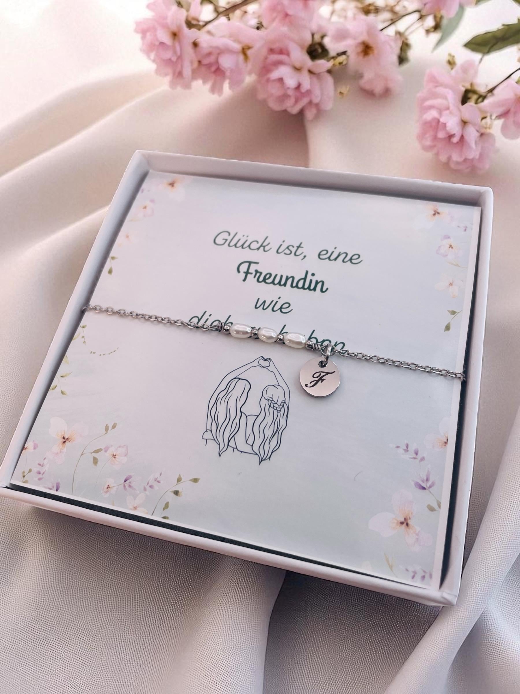 Personalized Pearl Bracelet-Wedding Gift-Wedding Jewelry-Gift With Engraving For Wedding-Bridal Bracelet-Stainless Steel-Bridesmaids von DevSchmuck