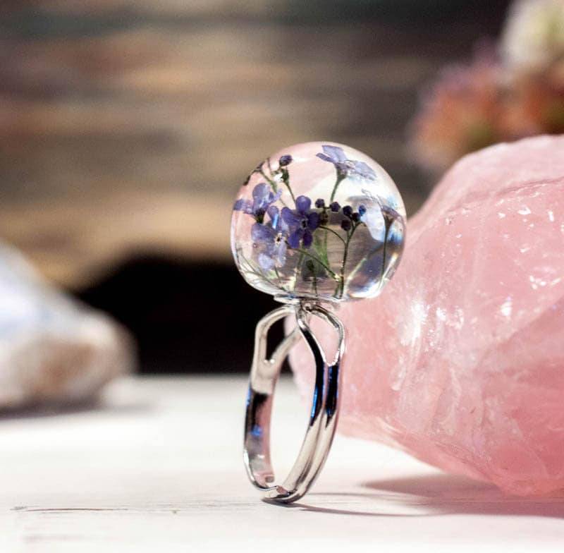 Forget Me Not Resin Ring, Nature Jewelry, Blue Flower Plants Forget-Me-Not, Botanical Real Flowers Ring Gift For Her von DevonaSunJewelry