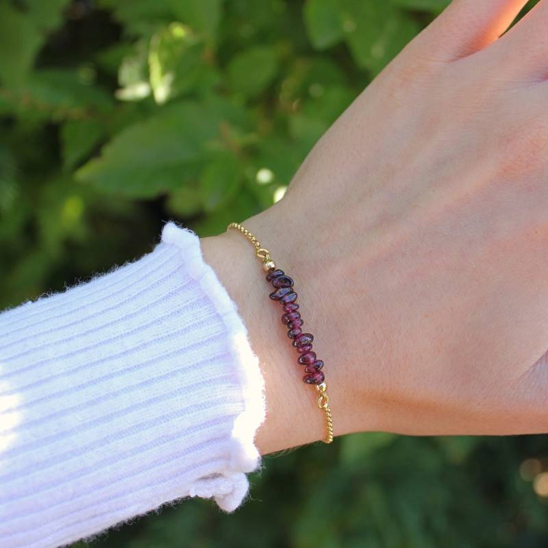 Granat Geburtsstein Armband Sterling Silber Edelstein Chips, Verstellbar Granat Geburtsstein Armband Sterling Silber Edelstein Chips, Verstellbar von DhanaJewels