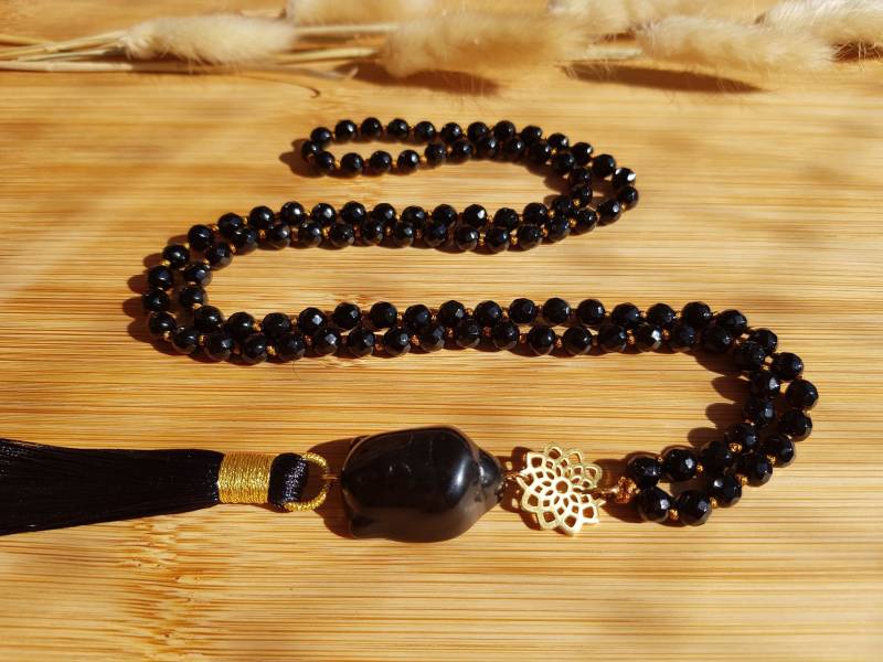 Mala "Selbstbewusstsein" - Onyx Buddha von DhimahiDesign