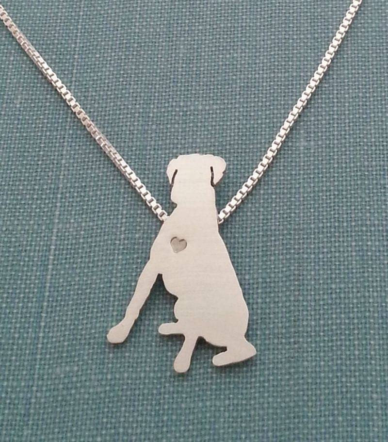 Boxer Hund Halskette, Sitzend Personalisieren Sterling Silber Kleiner Anhänger, Rasse Silhouette Charme, Rettung Tierheim, Geschenk Zum Muttertag Boxer Hund Halskette, Sitzend Personalisieren Sterling Silber Kleiner Anhänger, Rasse Silhouette Charme, Rettung Tierheim, Geschenk Zum Muttertag von DiBAdog