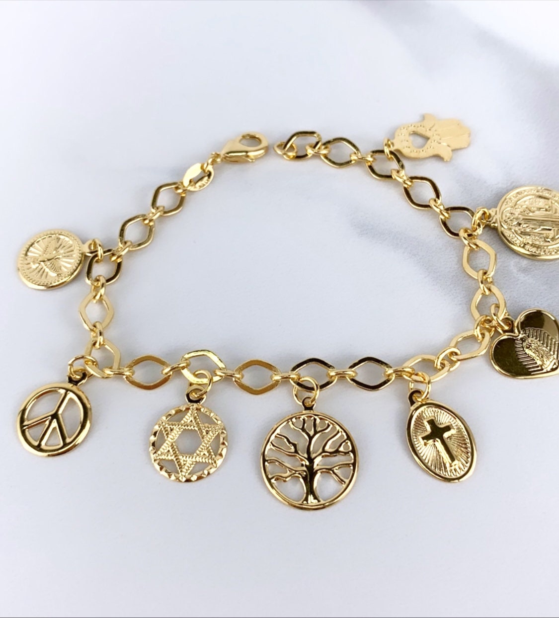 18K Gold Gefüllt Fancy Religiöse & Glückliche Frieden Und Liebe, Stern, Baum, Kreuz, Hamsa Hand Charms, Armband Großhandel Schmuckherstellung Zubehör von DiJuJewels