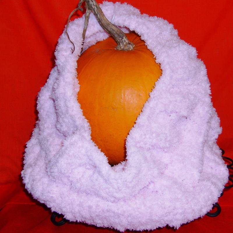 Entwined, Chunky Loop, Acryl, Zopfmuster, Halswärmer, Rosa, Chenille, 7320 von DiVerseBlessings