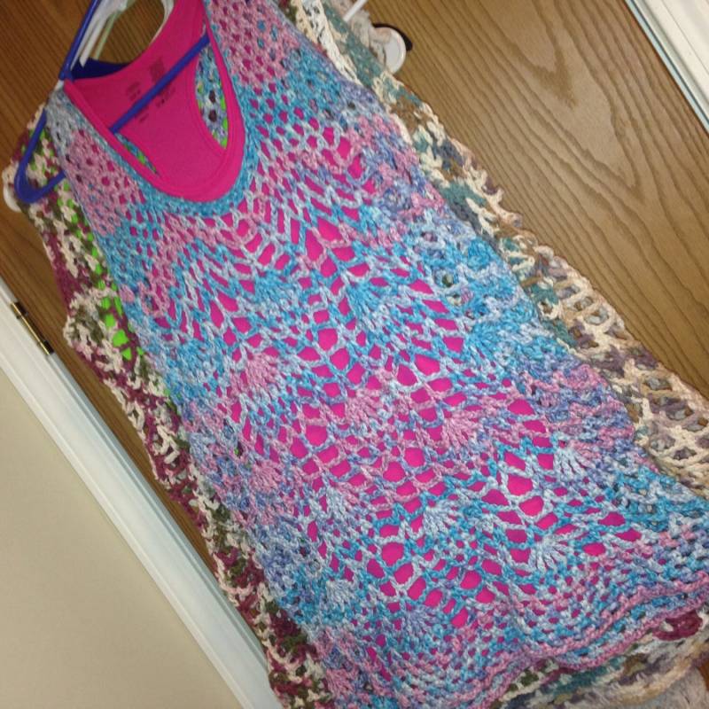 Lace Tank, Ananas Häkeln, Ktv2013C, Light Lacy Top, Boardwalk, Karibik, Lion Brand Tweed, Sensations Little Treat Lace Tank, Ananas Häkeln, Ktv2013C, Light Lacy Top, Boardwalk, Karibik, Lion Brand Tweed, Sensations Little Treat von DiVerseBlessings