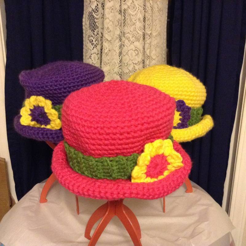 Zylinder, Gehäkelt, Super Sperrig, Zoomba, Pink, Passion Purple, Lightening Gelb, Blumen Applikation, Stirnband von DiVerseBlessings