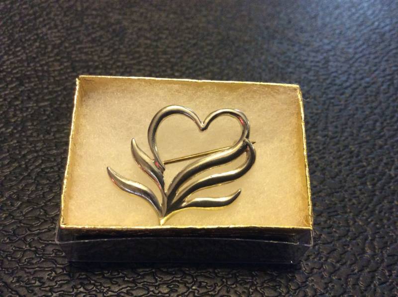 sterling Silber, Brosche, Anstecknadel, Wachsendes Herz, Blühendes 925 sterling Silber, Brosche, Anstecknadel, Wachsendes Herz, Blühendes 925 von DiVerseBlessings