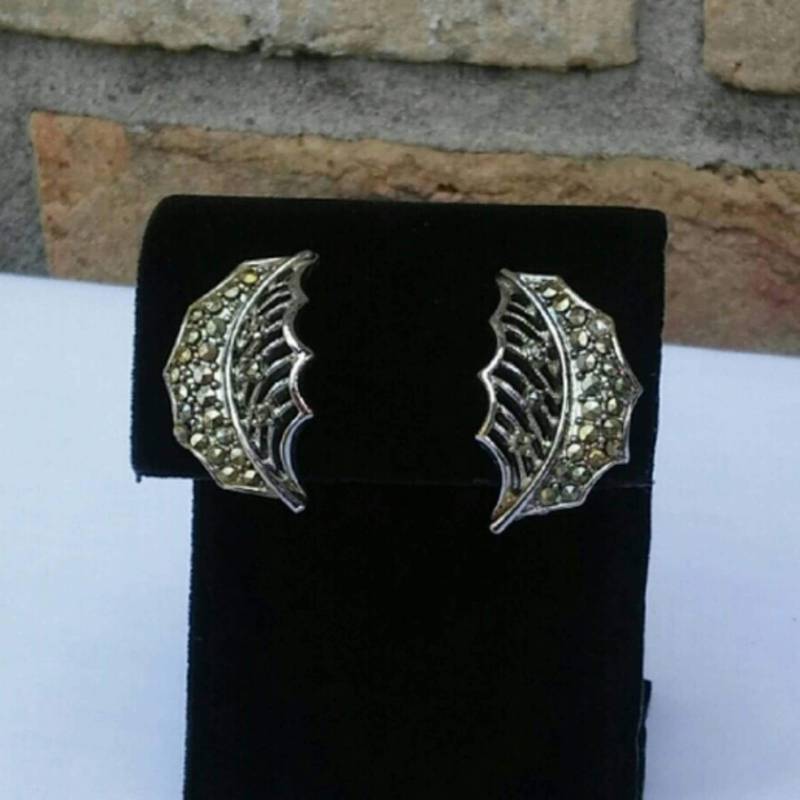 Jahrgang Lisner Markasit Besetzt Blattsilber Clip Wieder Ohrringe Um 1950 von DiVintageVault