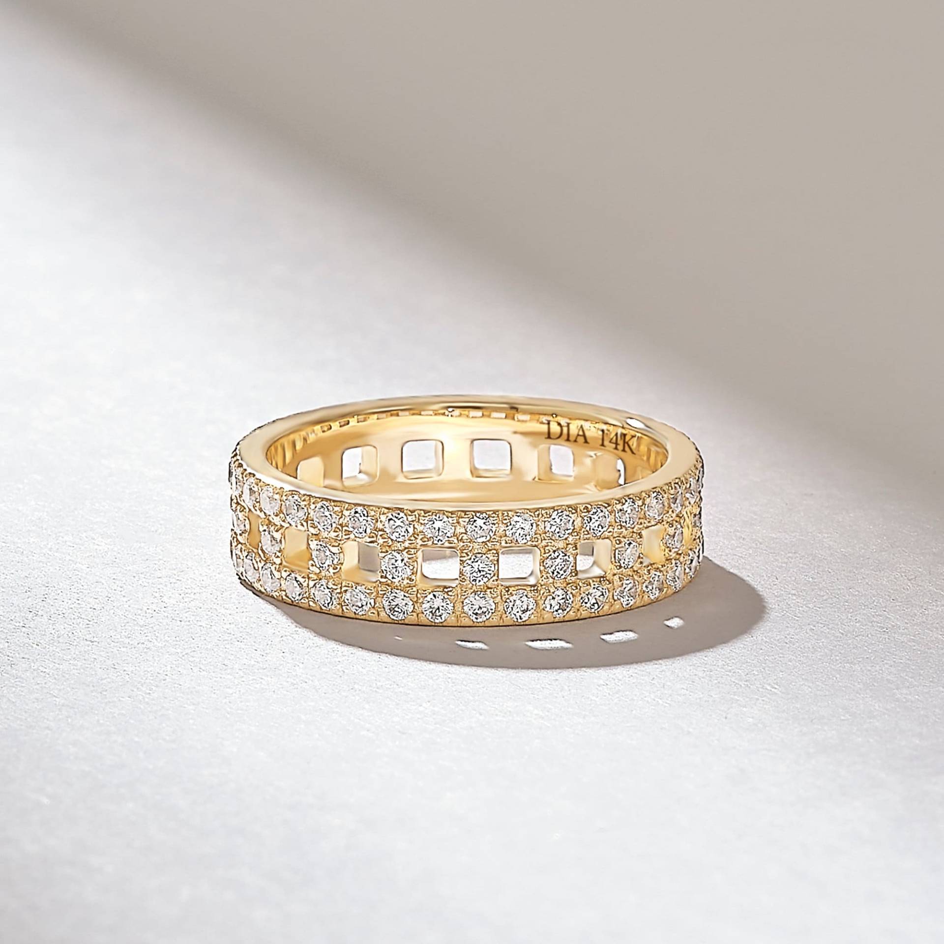 Diamant Ehering Frauen 14K Solid Gold Eternity Ring Pave Einzigartige Braut Bandring Jubiläumsband Für Frau Gefror Heraus Diamant Ehering Frauen 14K Solid Gold Eternity Ring Pave Einzigartige Braut Bandring Jubiläumsband Für Frau Gefror Heraus von DiaFineJewelry