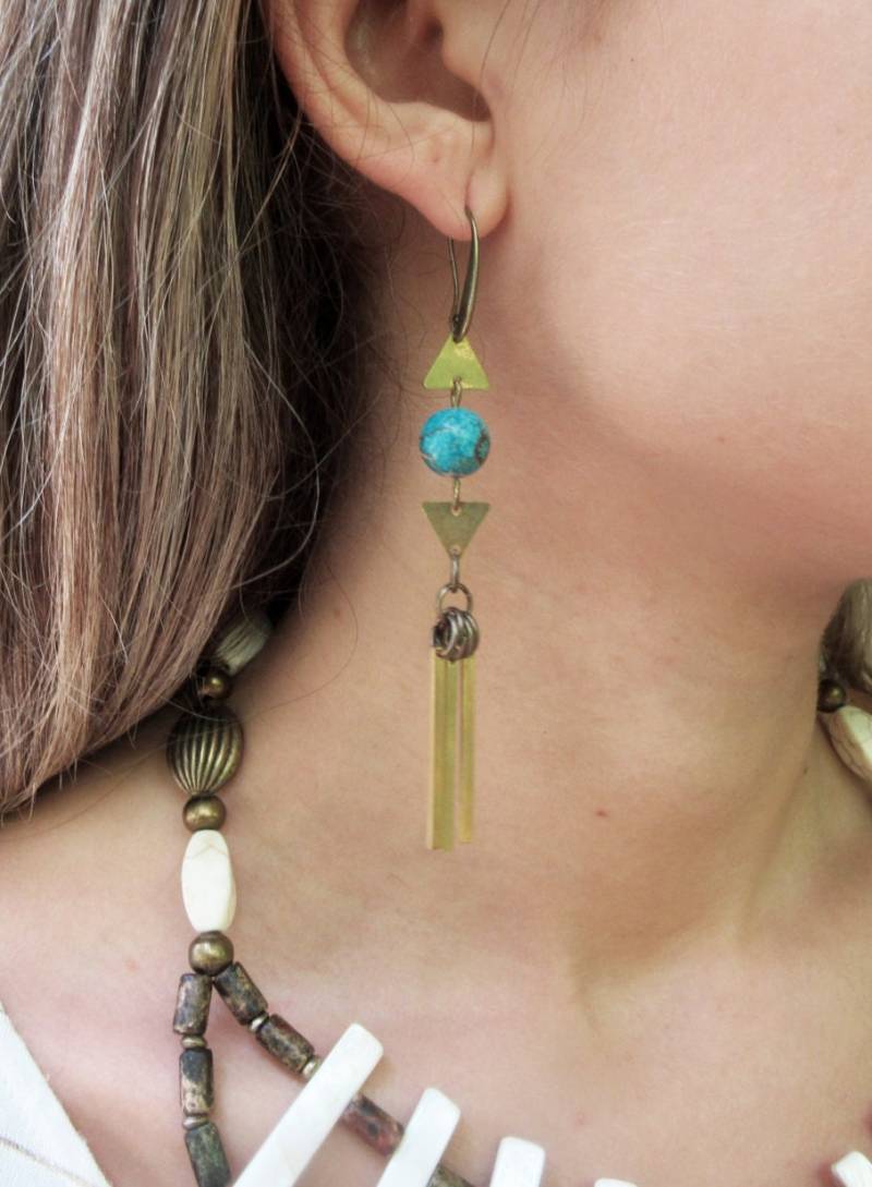 Rohe Messing Dreieck Ohrringe Meeressediment Jaspis, Boho Schmuck von DiaStyle