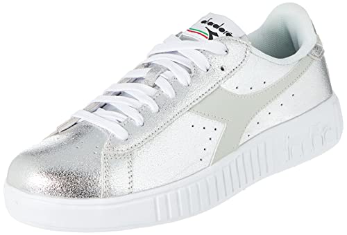 Diadora Damen Game Step Premium Metal Gymnastikschuh, Weiß Silber, 36 EU von Diadora