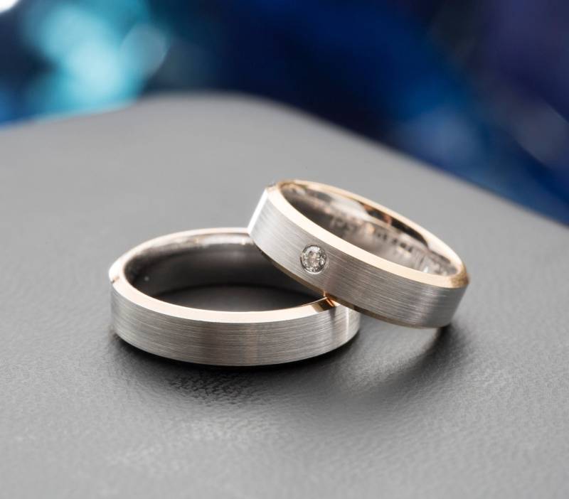 14K Solid Gold Paar Eheringe, Echtgold Matching Bands Für Frauen Und Männer, Seine Ihre Eheringe von DialookJewelry