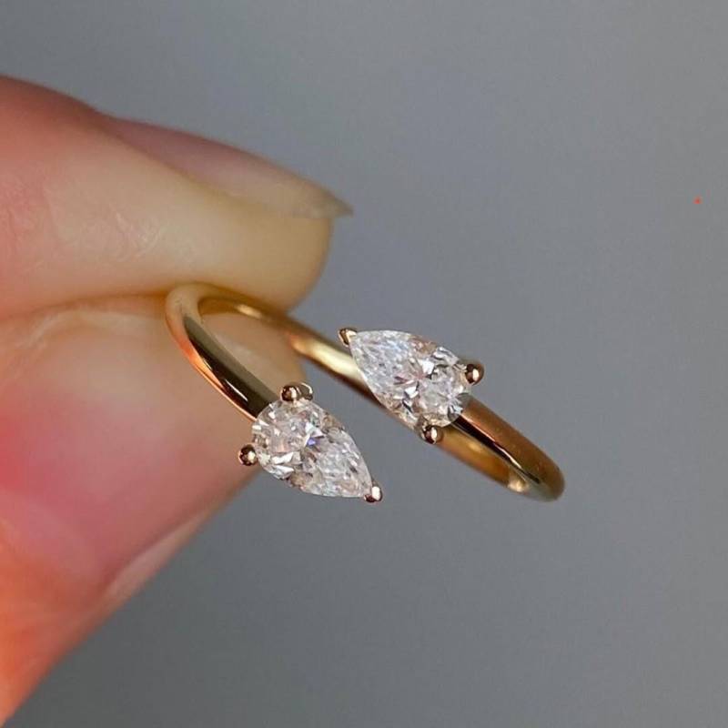 Lab Grown Diamond Open Engagement Ring Toi Et Moi 14K Solid Gold Pear Cuff Tow Stone Anniversary For Women von Diamantglanz