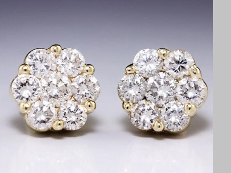 Sieben Stein Runde Ohrstecker 1, 50 Ct Insgesamt Runde Form Zertifizierte Moissanite Diamant Leicht in Erschwinglichen Preisen von Diamondking007