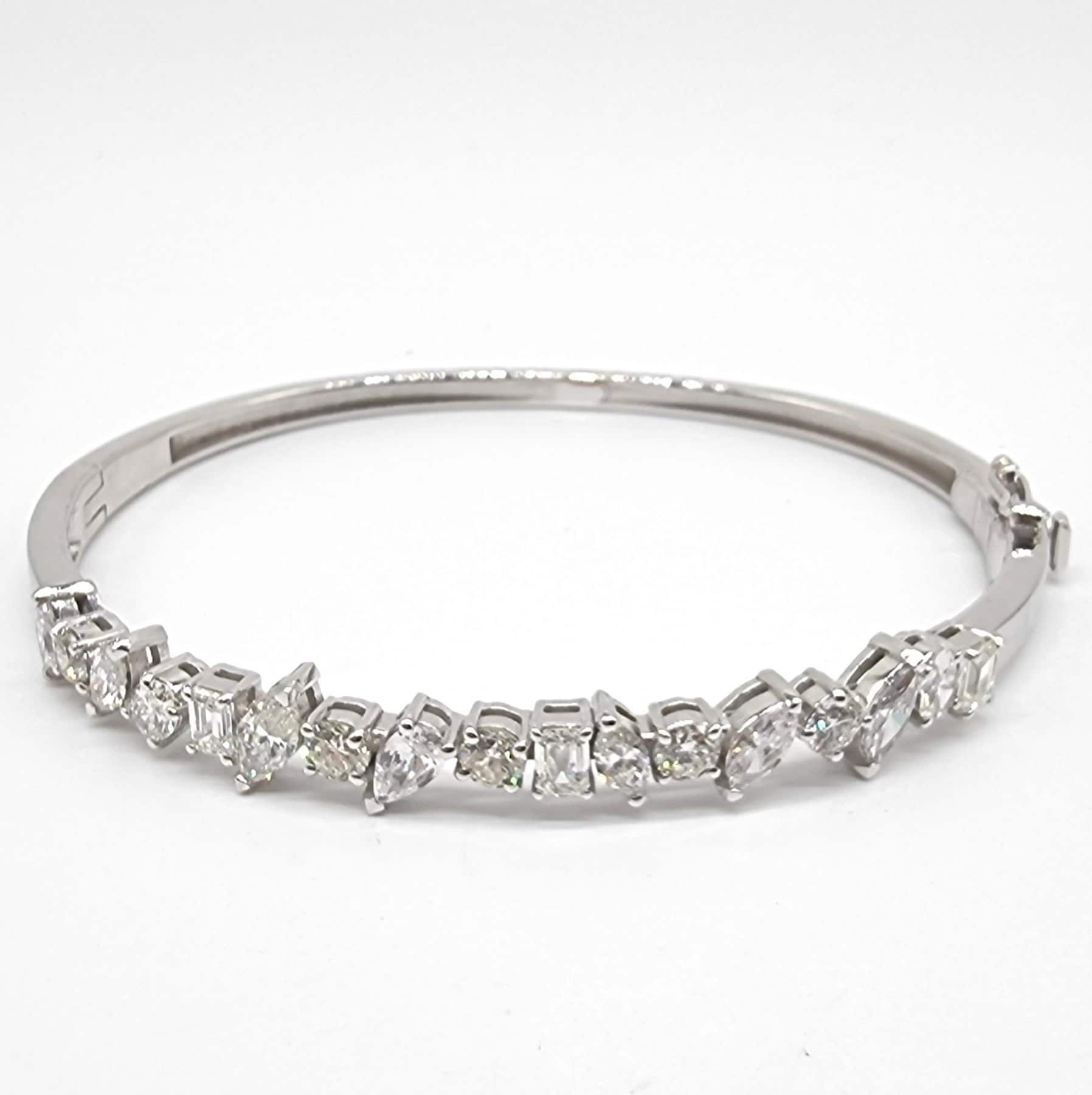 Armband Aus 14-Karätigem Roségold Mit Diamanten in Mehreren Formen, 17 Diamantmischungen Von 3, 89 Ct von DiamondsMia