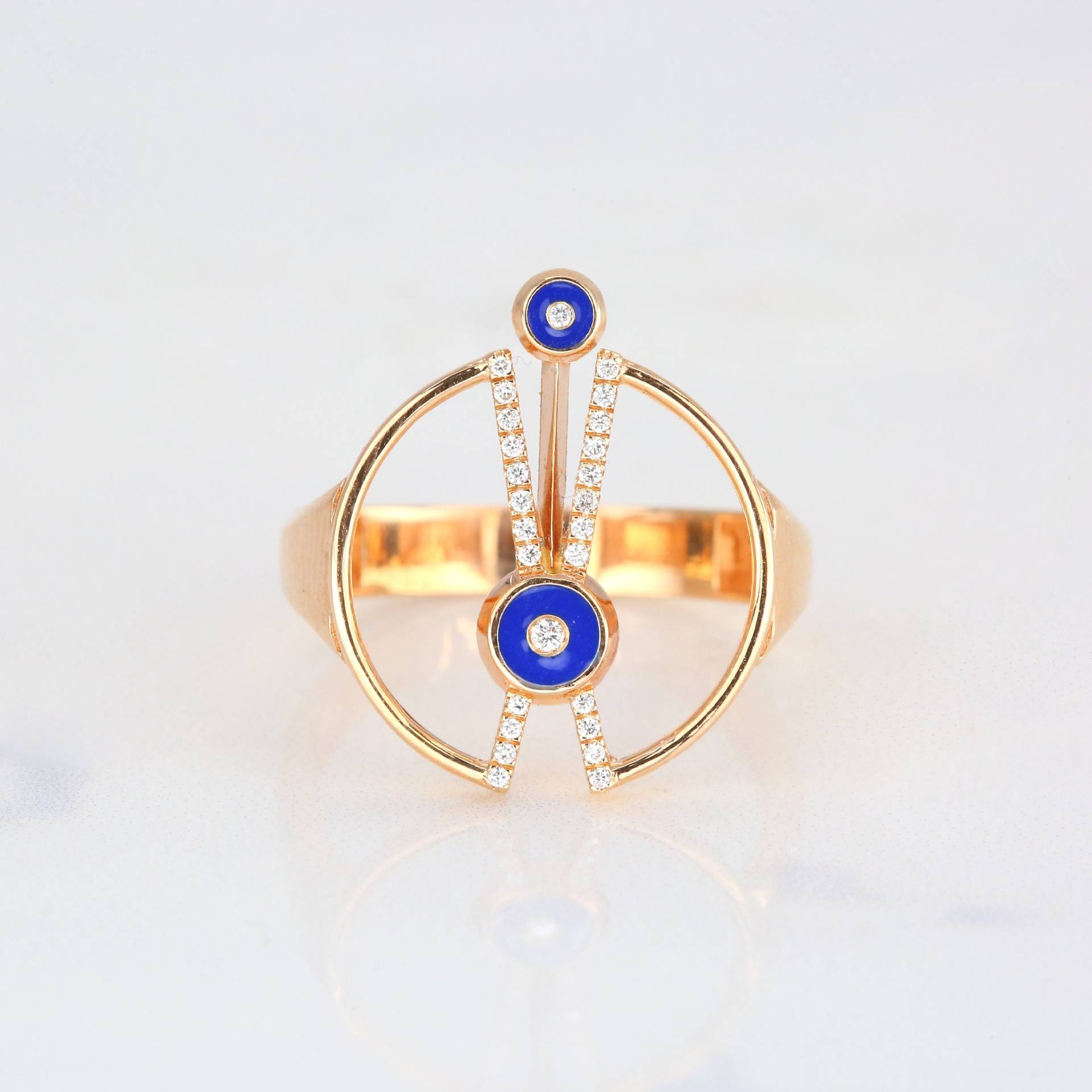 14K Gold Art Deco Style 0.18 Ct Diamant Lapis Emaillierter Cocktail Ring von DiamondsVivid