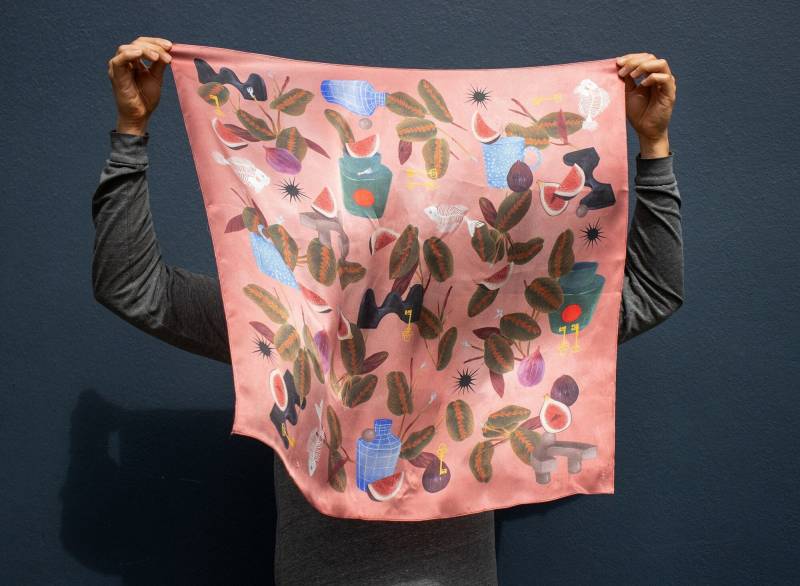 Seidenschal Motiv Feigen Und Dinge von DianaCorredin