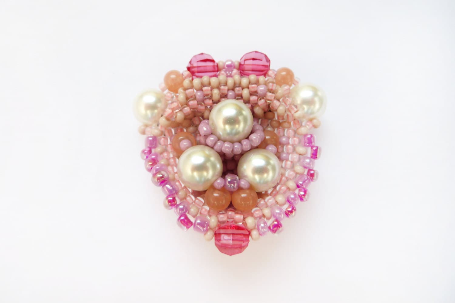 Abstrakte Kunst Brosche/Rosa Perlen Anstecknadel Kleine Geschenk Für Schwester Geburtstagsgeschenk Sie Femininer Schmuck Abstrakte Kunst Brosche/Rosa Perlen Anstecknadel Kleine Geschenk Für Schwester Geburtstagsgeschenk Sie Femininer Schmuck von DianaDeluxe