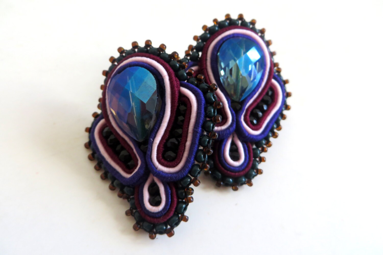 Große Kristall Ohrstecker/Große Textil Soutache Schmuck Perlen Jahrestag Geschenk Vegan Ohrringe Große Kristall Ohrstecker/Große Textil Soutache Schmuck Perlen Jahrestag Geschenk Vegan Ohrringe von DianaDeluxe