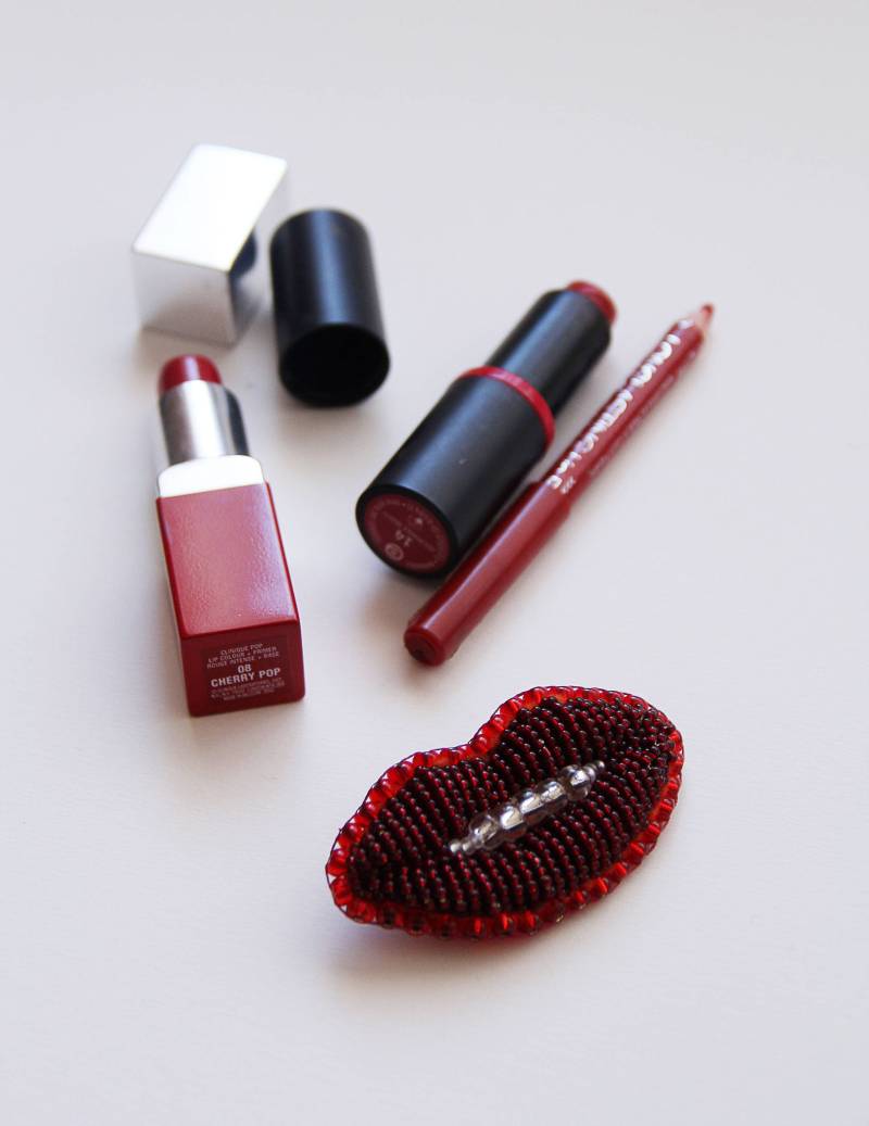 Rubin Lippen Brosche/Alternative Für Historiker Rotes Lächeln Party Accessoires Rubin Lippen Brosche/Alternative Für Historiker Rotes Lächeln Party Accessoires von DianaDeluxe