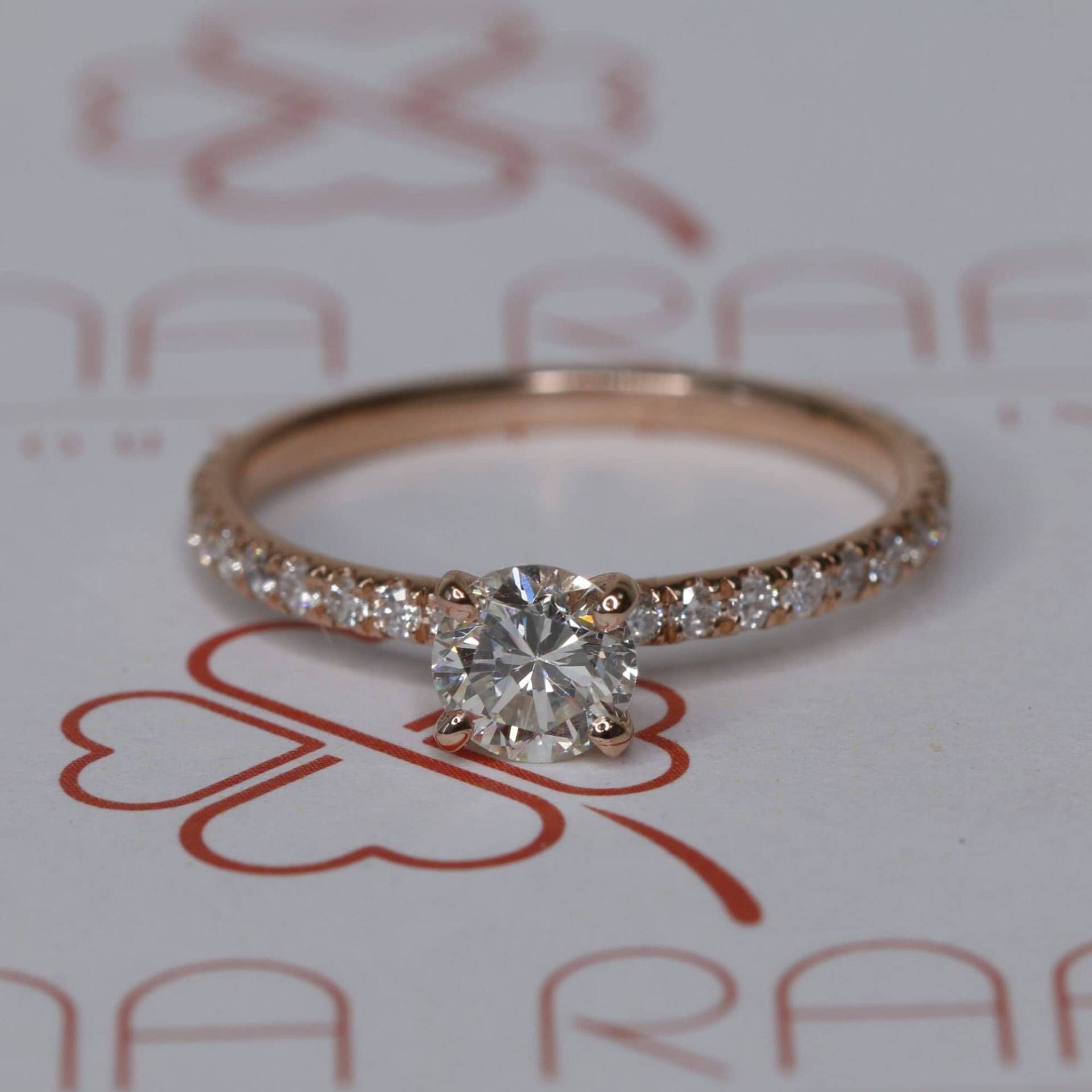 Rundschliff Diamant Verlobungsring, 14K Roségold, Jubiläumsring, Antragsring Für Frauen von DianaRafaelJewelry