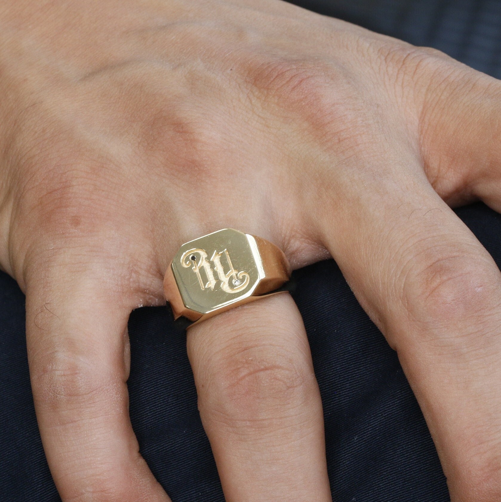 Signet Ring Für Männer, Herren Pinky Ring, Custom in Gold, Gold Männer von DianaRafaelJewelry