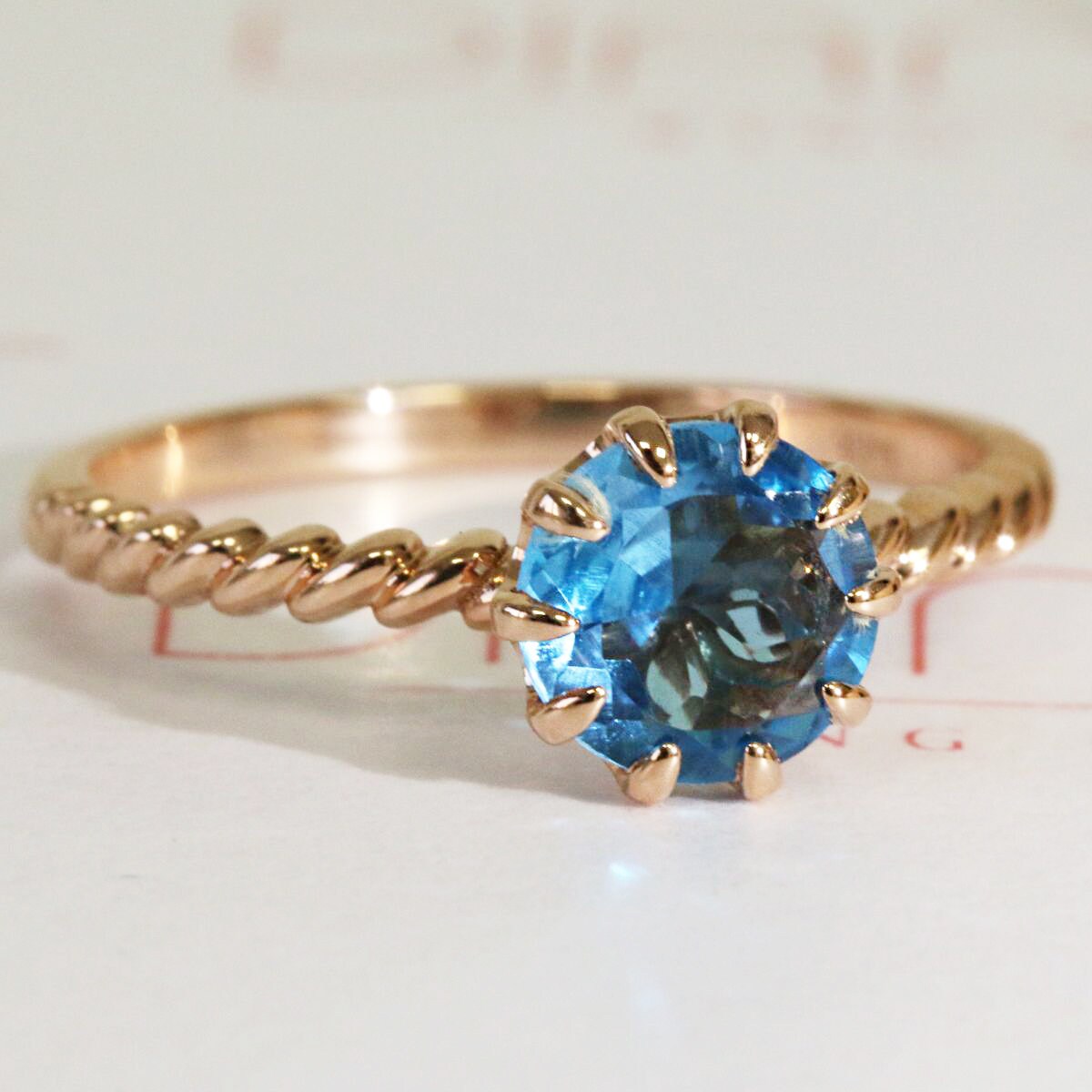 Topas Roségold Verlobungsring, Vintage Edelstein Ring, Runder Verlobungsring von DianaRafaelJewelry